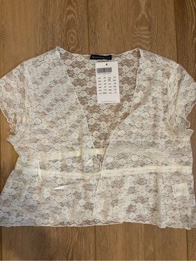 Brandy Melville Brand New Lace Wrap Top - White
